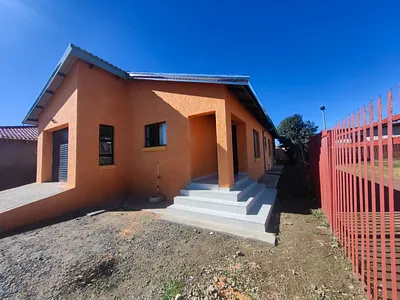 3 Bedroom House For Sale in Bloemfontein - HqA3.webp
