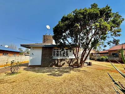 3 Bedroom House For Sale in Potchefstroom - P6jT.webp