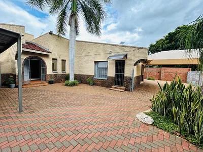 4 Bedroom House For Sale in Mokopane - img