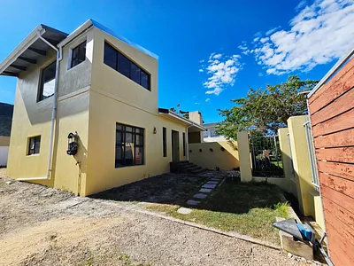 3 Bedroom House To Rent in Kleinmond - img