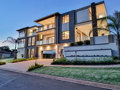 6 Bedroom House For Sale in Hartbeespoort - rTXV.webp