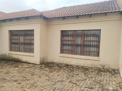 4 Bedroom House For Sale in Ga-rankuwa - Zyao.webp