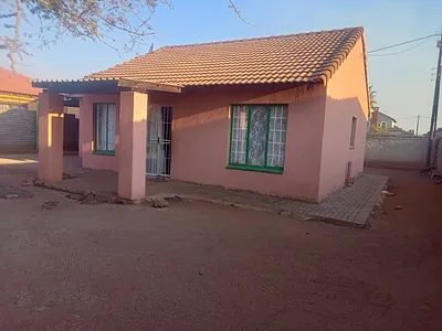 3 Bedroom House For Sale in Northam - img