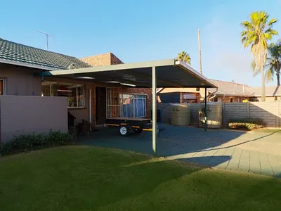 3 Bedroom House For Sale in Springs - img