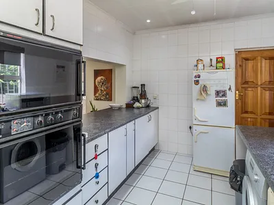 4 Bedroom Apartment For Sale in Randburg - Aegt.webp