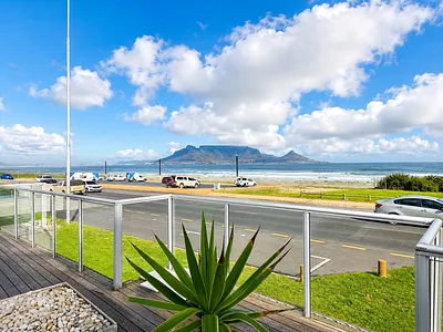 3 Bedroom Apartment For Sale in Blouberg - img