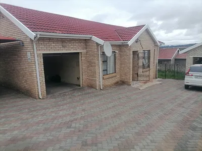 3 Bedroom House For Sale in King Williams Town - 6mo6.webp