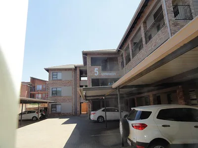 1 Bedroom Apartment For Sale in Potchefstroom - QRTl.webp