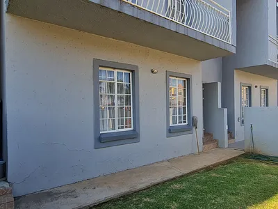 2 Bedroom Apartment For Sale in Brakpan - H8xO.webp