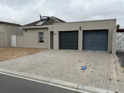 3 Bedroom House For Sale in Kraaifontein - yFgo.webp