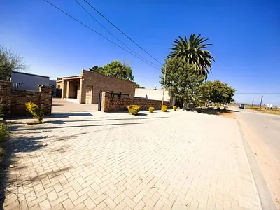 9 Bedroom House For Sale in Polokwane - img
