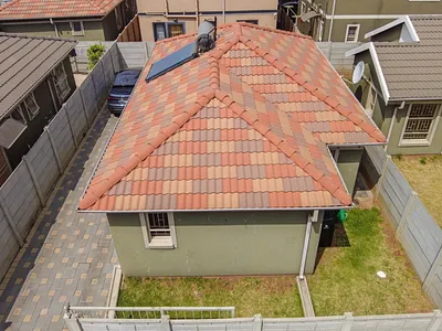 2 Bedroom House To Rent in Alberton - img