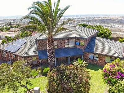 7 Bedroom House For Sale in Vredenburg - w4za.webp