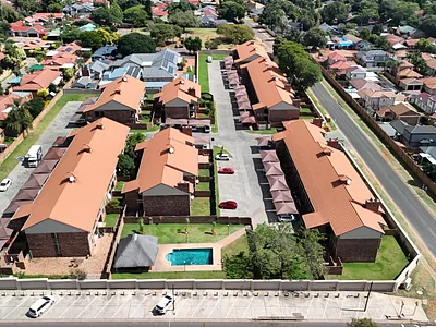 2 Bedroom Apartment For Sale in Pretoria - img