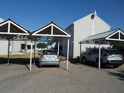 2 Bedroom Apartment For Sale in Paarl - img
