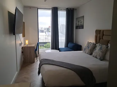 1 Bedroom Apartment To Rent in Johannesburg - img