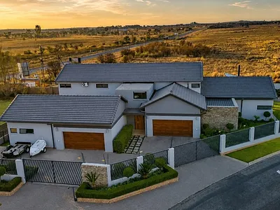 4 Bedroom House For Sale in Potchefstroom - img