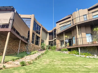 Farm For Sale in Bloemfontein - ZkH4.webp
