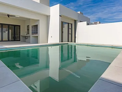 4 Bedroom House For Sale in Blouberg - img