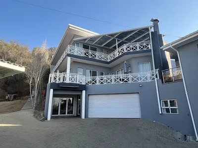 4 Bedroom House For Sale in Bloemfontein - KyvU.webp