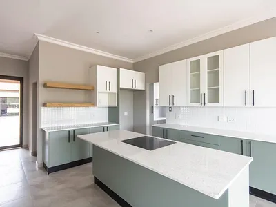 2 Bedroom House For Sale in Hartbeespoort - i6z4.webp