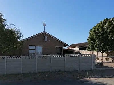 2 Bedroom House For Sale in Vredenburg - FNFZ.webp