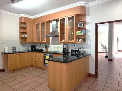5 Bedroom Townhouse To Rent in Sandton - img