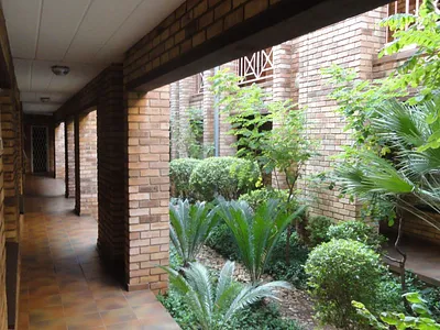 1 Bedroom Apartment For Sale in Potchefstroom - 5qaR.webp