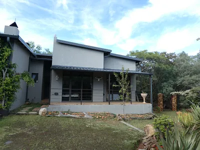 8 Bedroom House For Sale in Bela Bela - v6nS.webp