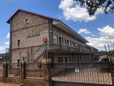 2 Bedroom Apartment For Sale in Potchefstroom - P3cL.webp
