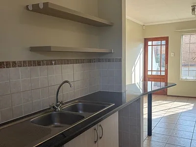 2 Bedroom Apartment For Sale in Benoni - img
