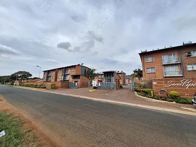 2 Bedroom Apartment For Sale in Pretoria - XxEN.webp