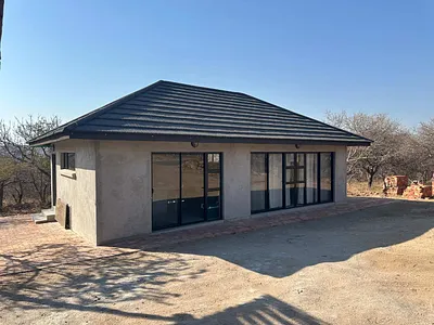 2 Bedroom House For Sale in Lissataba Private Nature Reserve, Hoedspruit - Llfb.webp