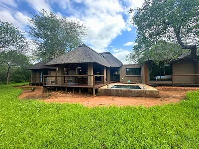3 Bedroom House For Sale in Hoedspruit - fVoM.webp