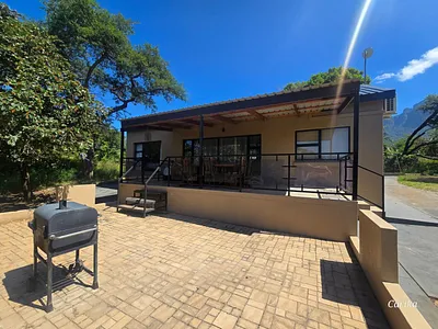 2 Bedroom House For Sale in Hoedspruit - ualS.webp