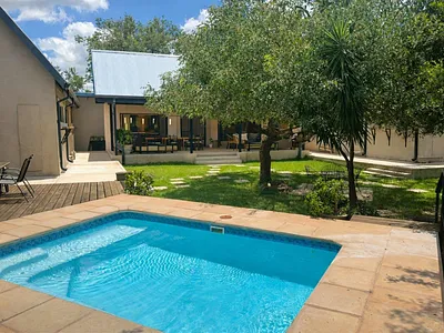 4 Bedroom House For Sale in Hoedspruit - Xki3.webp