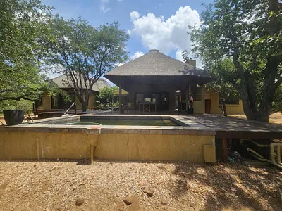 3 Bedroom House To Rent in Raptors View Wildlife Estate, Hoedspruit - 8jNg.webp
