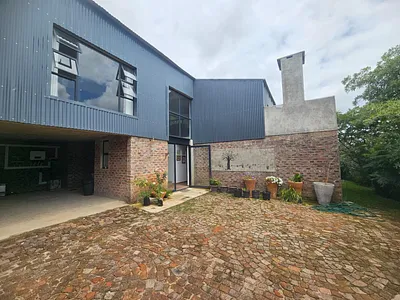 3 Bedroom House To Rent in Hoedspruit - nc0B.webp