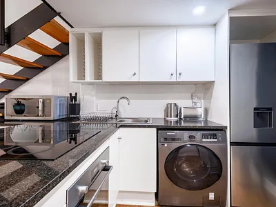 1 Bedroom Apartment For Sale in Cape Town - 40CX.webp