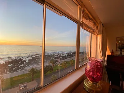 3 Bedroom Apartment For Sale in Cape Town - img