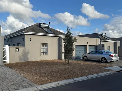 3 Bedroom House For Sale in Kraaifontein - Ob61.webp