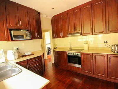 3 Bedroom House For Sale in Durban - T8bW.webp