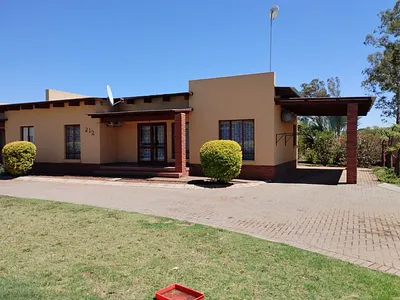 2 Bedroom Townhouse For Sale in Bela Bela - AN5z.webp