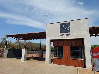 2 Bedroom Apartment For Sale in Pretoria - XLrU.webp