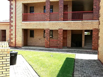 1 Bedroom Apartment For Sale in Potchefstroom - ILpr.webp