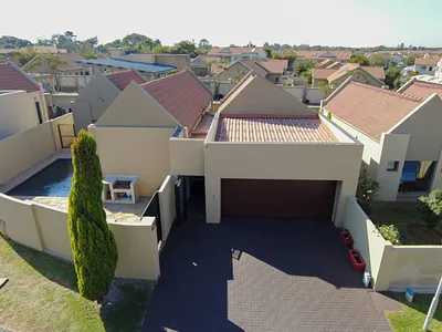 2 Bedroom Townhouse For Sale in Benoni - ZosB.webp