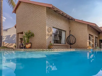 5 Bedroom House For Sale in Sandton - ykah.webp
