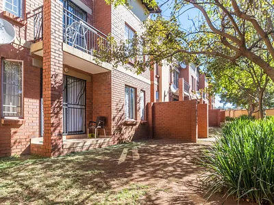 3 Bedroom Apartment To Rent in Midrand - wnxf.webp