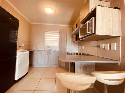 2 Bedroom Apartment To Rent in Sandton - xCoI.webp