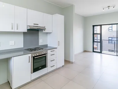 3 Bedroom Apartment For Sale in Randburg - whWQ.webp